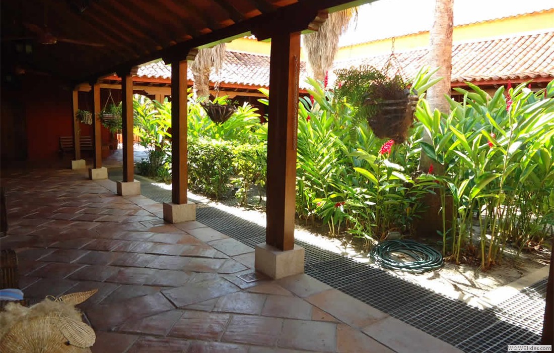 24_hall_patio